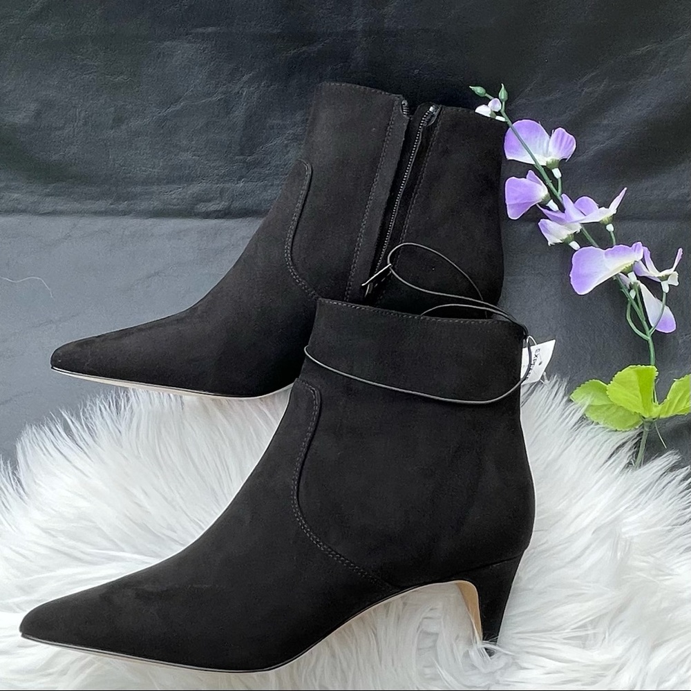 faux suede ankle boot woman’s size 9 side zip.color black new.